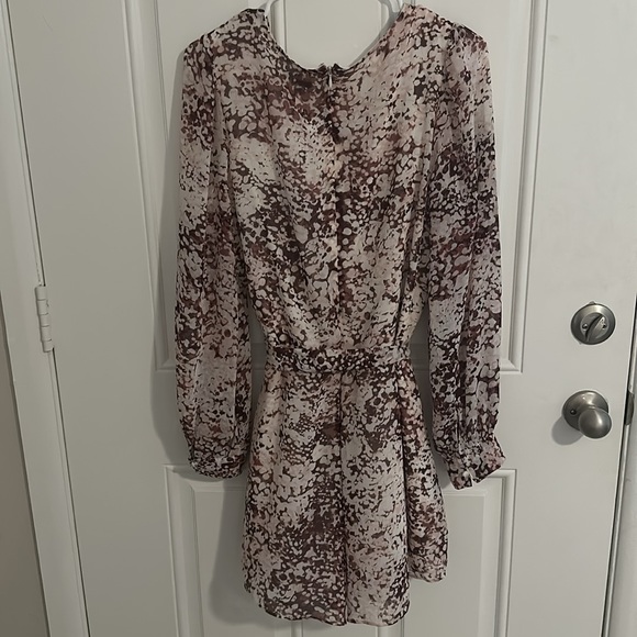 Express Romper - Picture 4 of 5